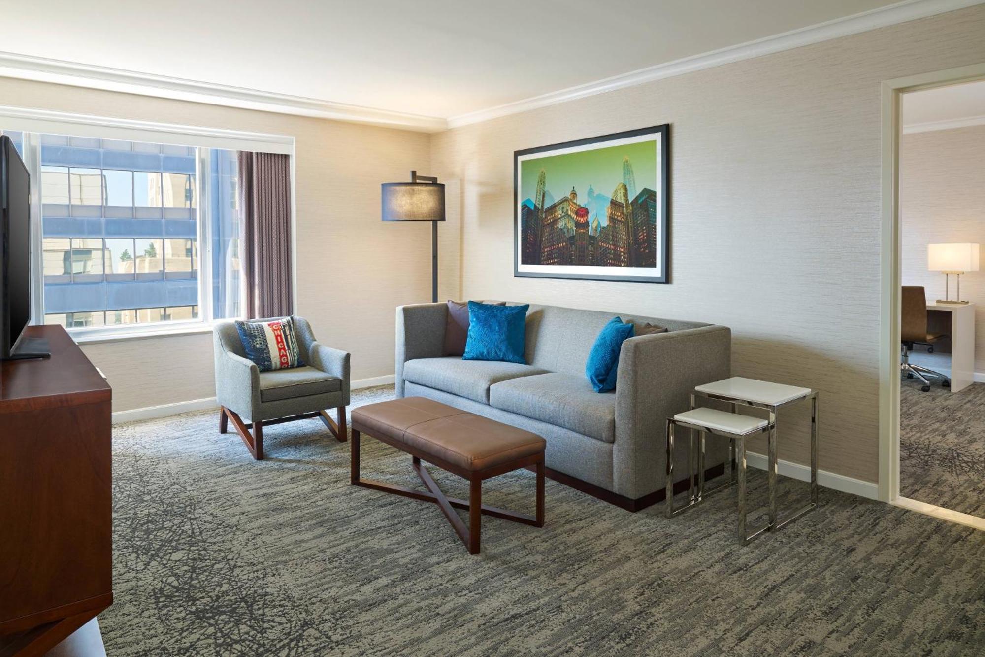 Отель The Westin Michigan Avenue Чикаго Экстерьер фото
